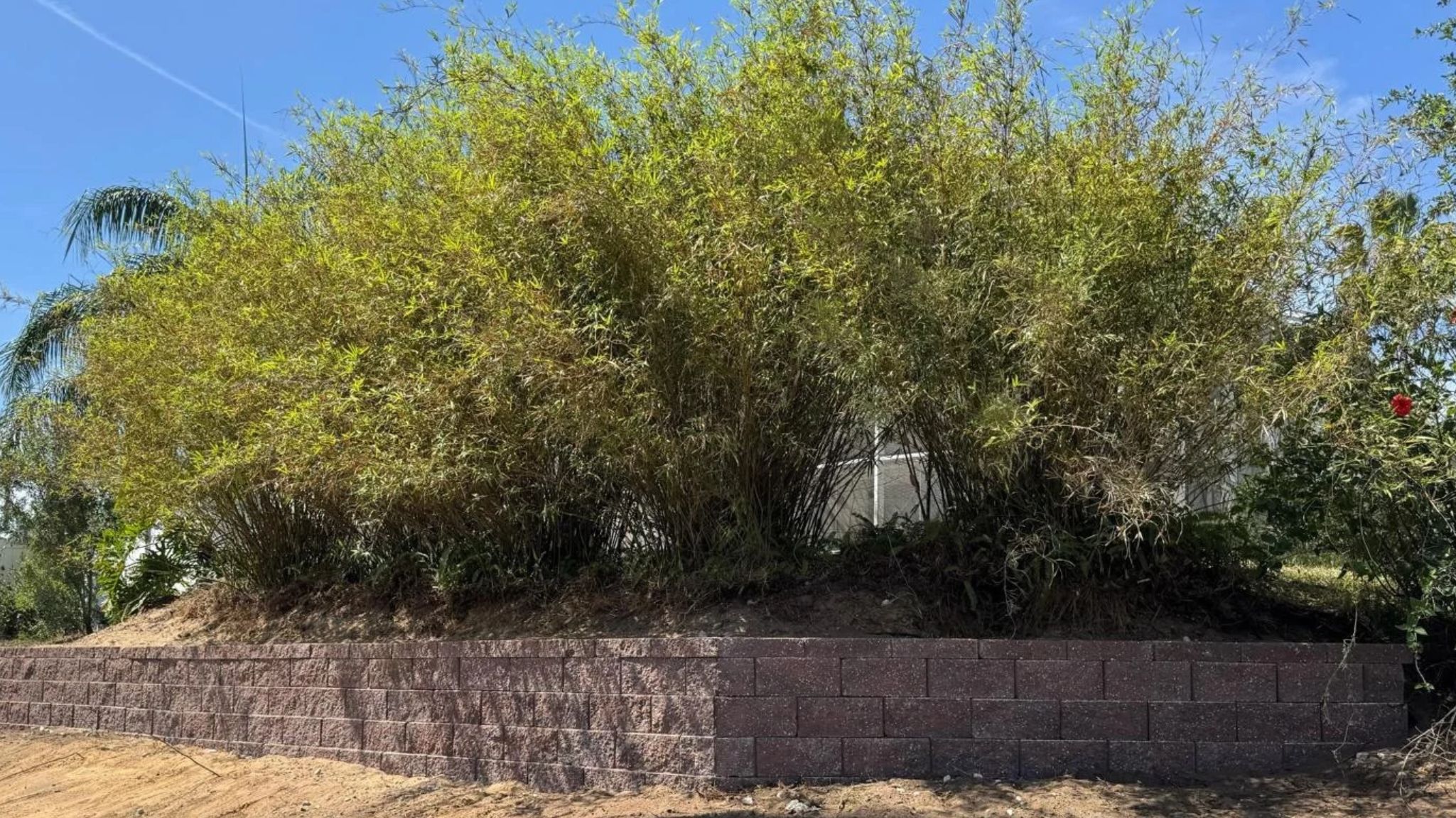 Retaining wall installation in Winter Haven, FL